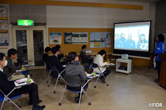 東京で「FIDRカフェ『知ること、話すことからはじめよう、国際協力』」を開催しました